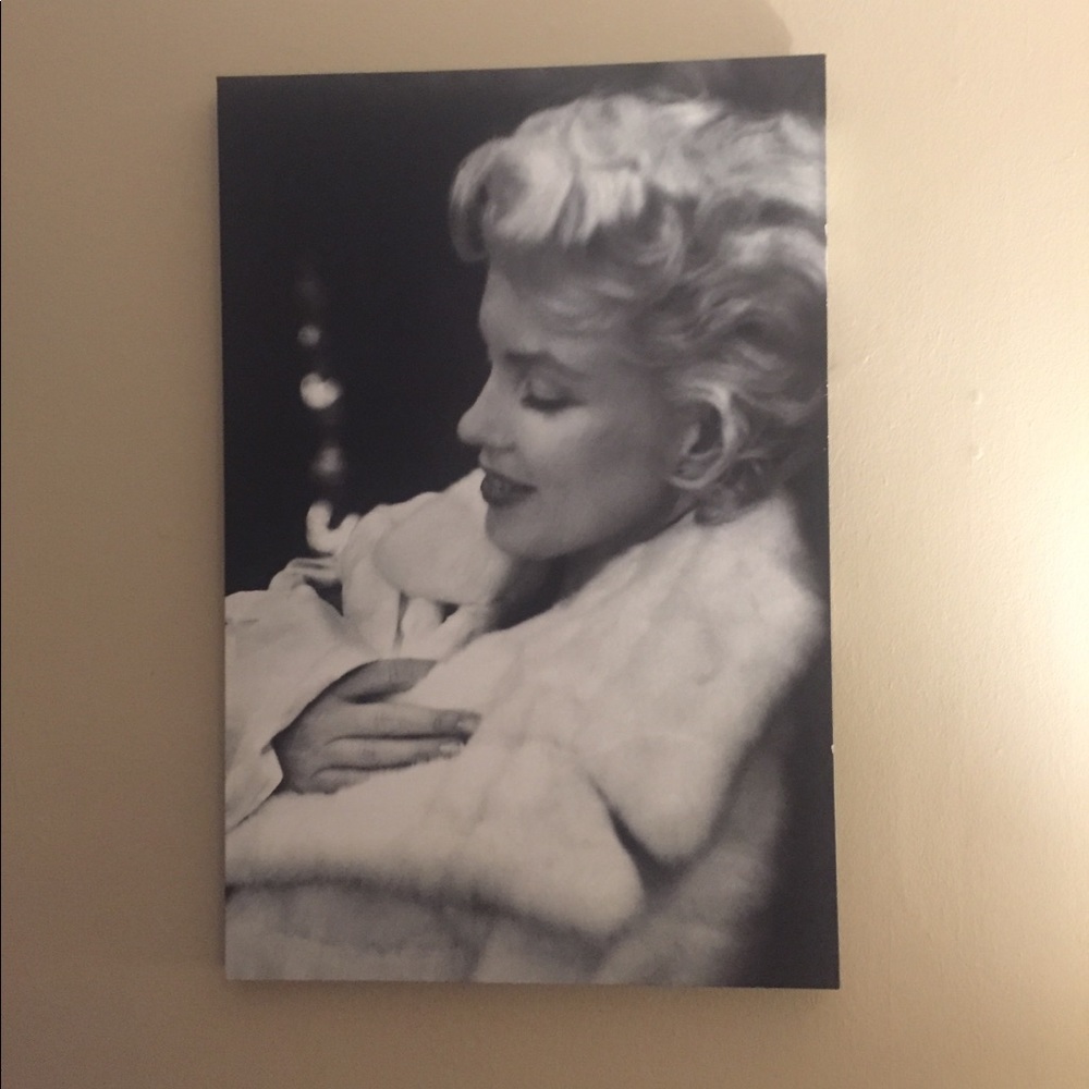 Marilyn Monroe canvas 36”x24”